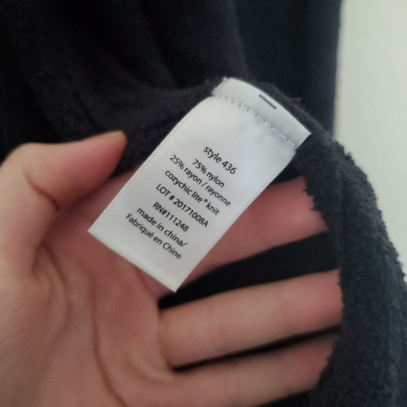 RELISTED Barefoot Dreams Calypso Wrap Cardigan - Picture 7 of 14